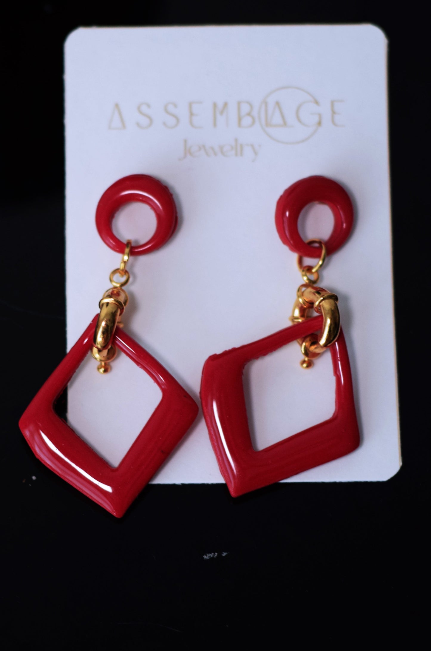 Aretes colgantes rojo